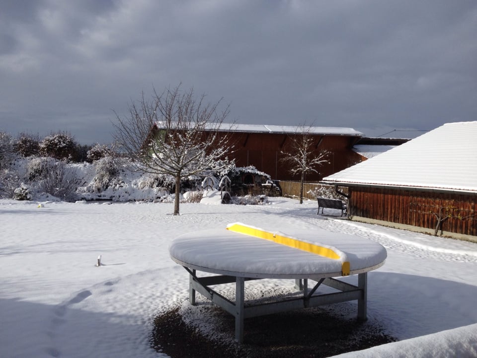 Tischtennisplatte & Grillplatz beim Minigolfplatz Berghof Babel