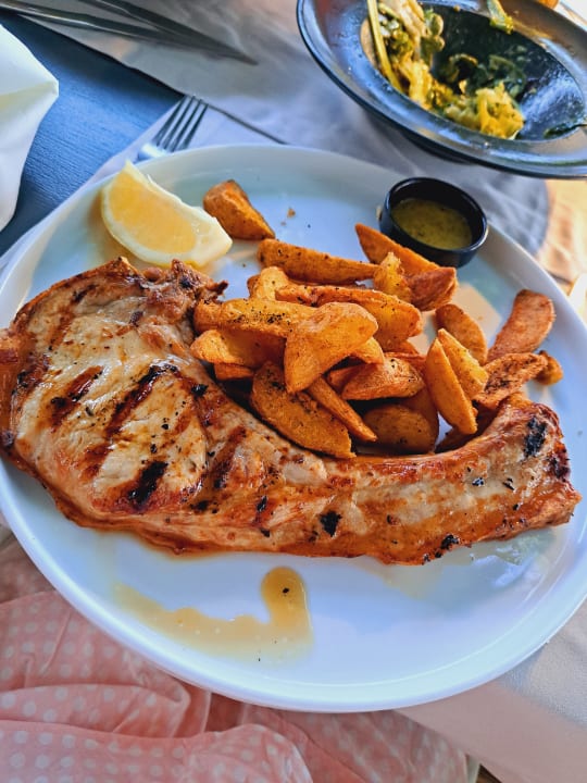 Gastro Harmony Boutique Resort