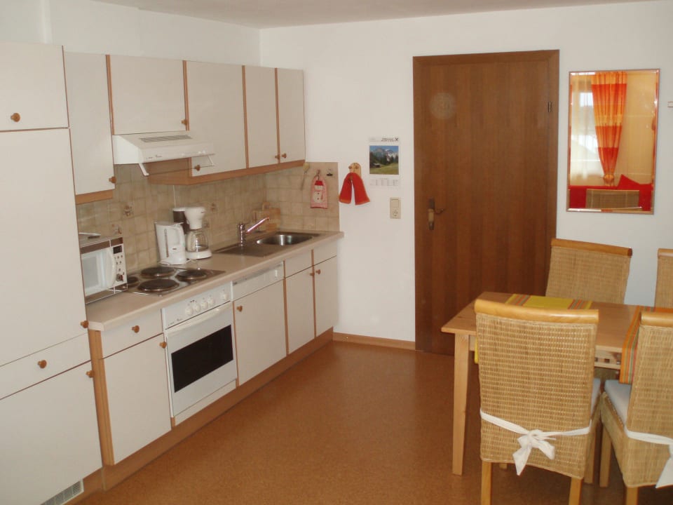 Küche in der Ferienwohnung Gästeheim Ribis