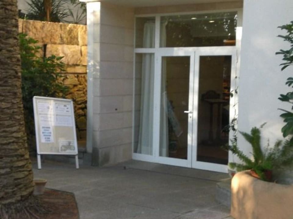Eingang Restaurant Aparthotel Houm Plaza Son Rigo