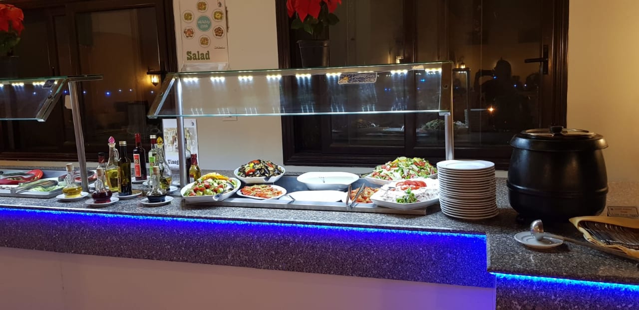 Gastro Rohanou Beach Resort