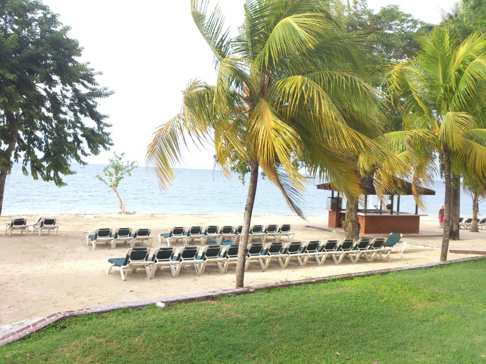 Sauber und vieeeel Platz Hotel Riu Negril