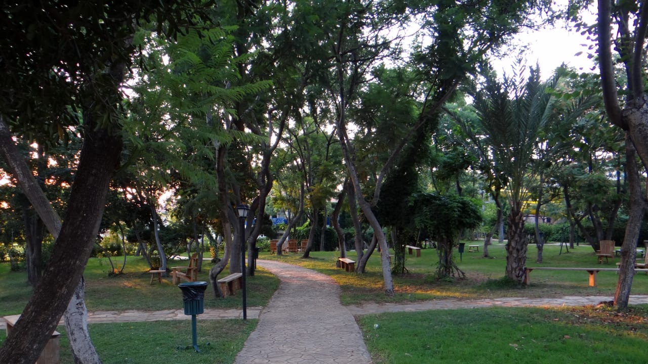 Gartenanlage Belconti Resort Hotel