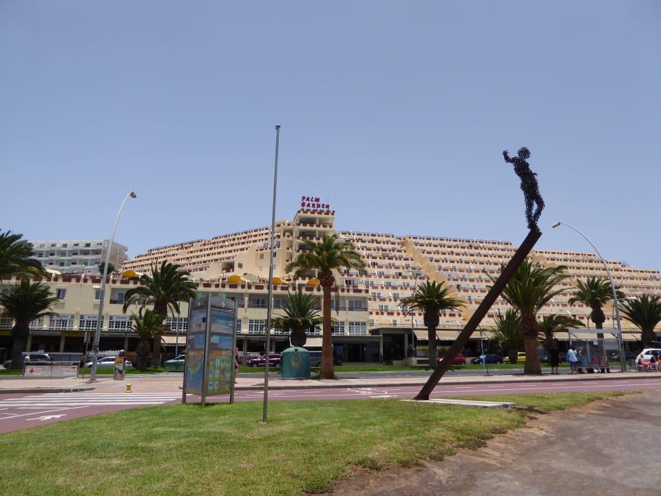 Palm Garden  Apartment Palm Garden By LIVVO