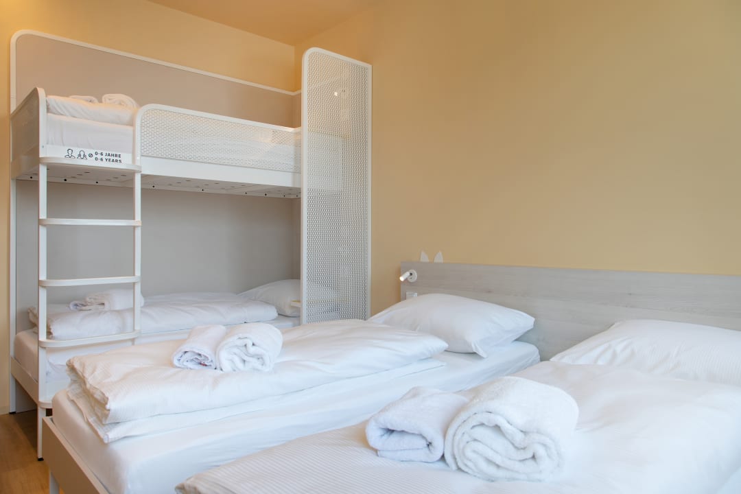 Zimmer MEININGER Hotel Bremen Hauptbahnhof