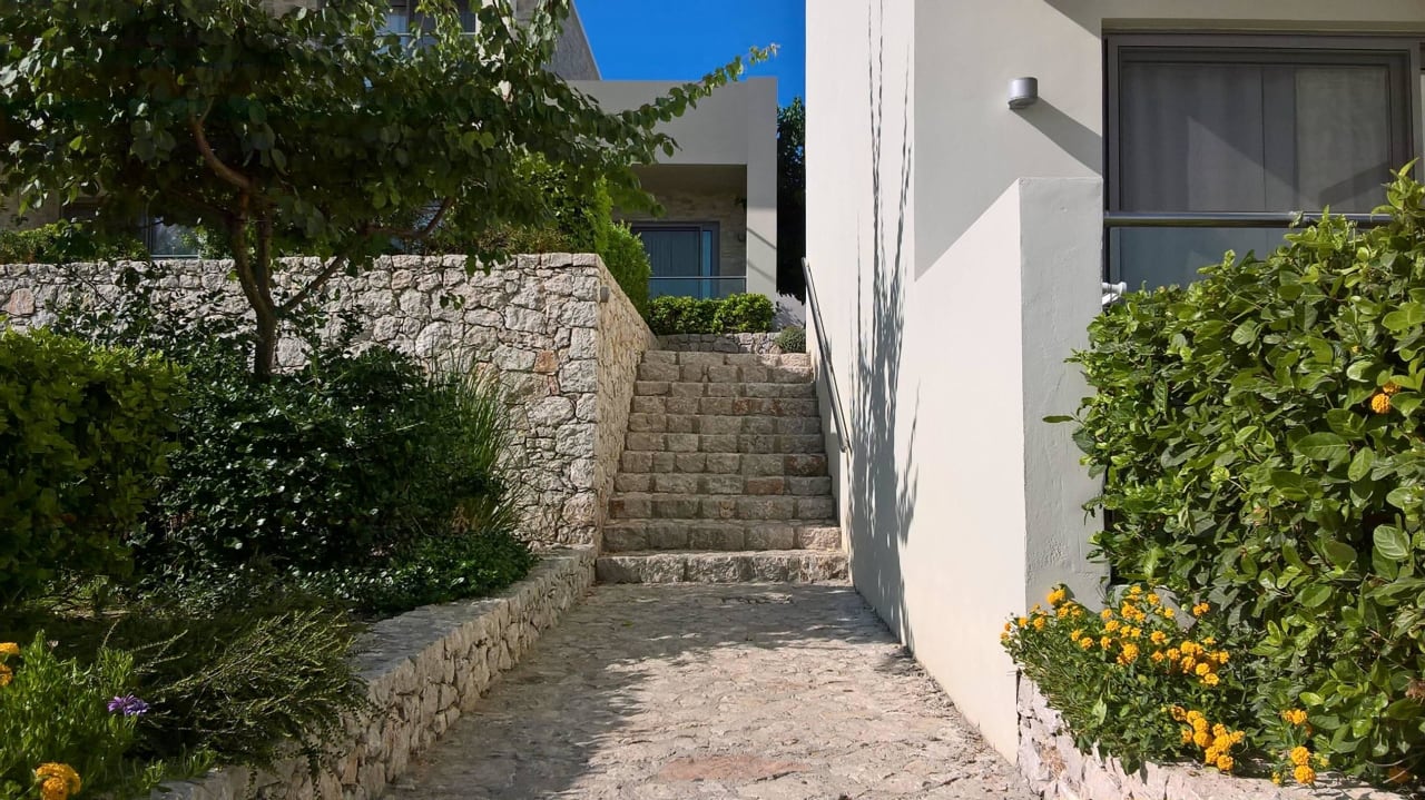 Weg zum Bungalow SENTIDO Port Royal Villas & Spa