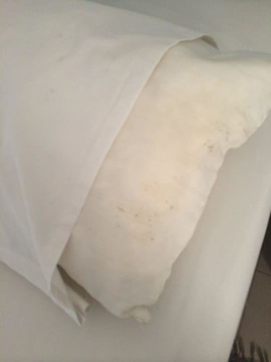 Schimmel am Kopfkissen Calimera Yati Beach