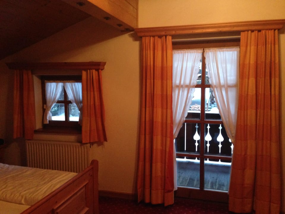 Vom Schlafzimmer auf den Balkon VAYA Achensee