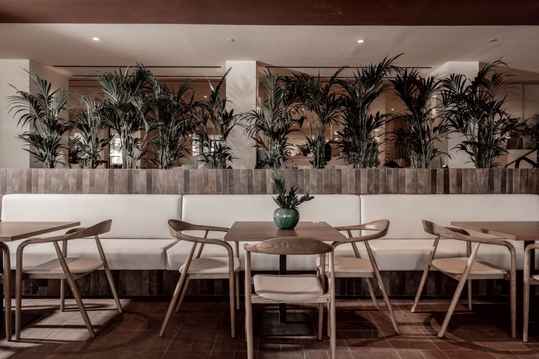 Gastro Domes Aulūs Zante, Autograph Collection