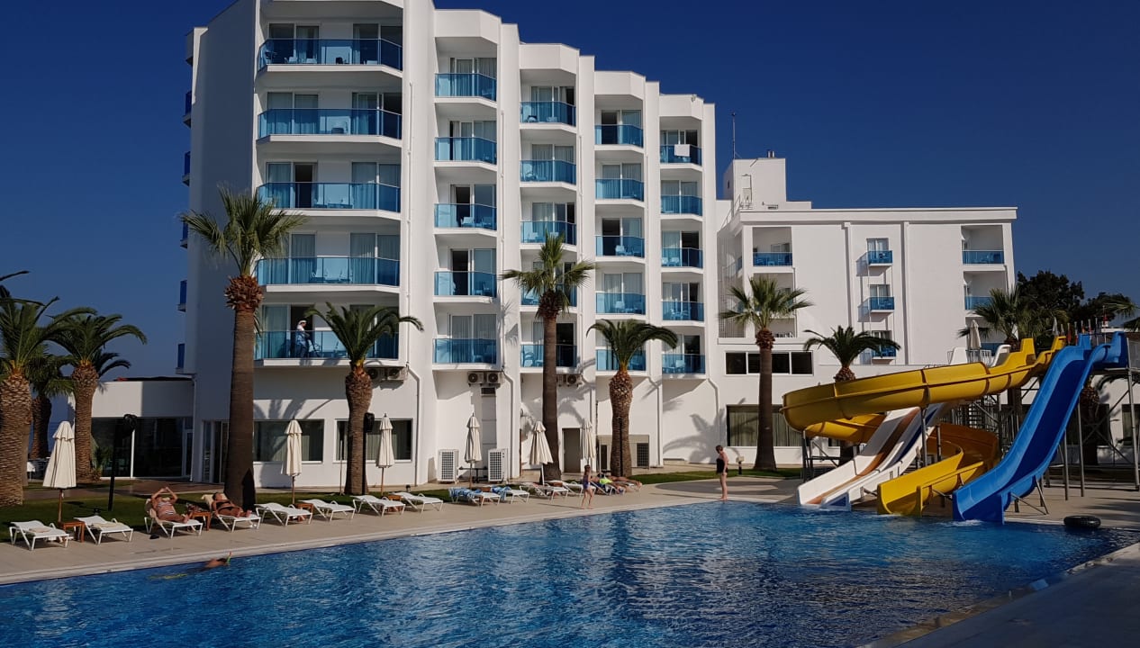 Außenansicht Le Bleu Hotel & Resort