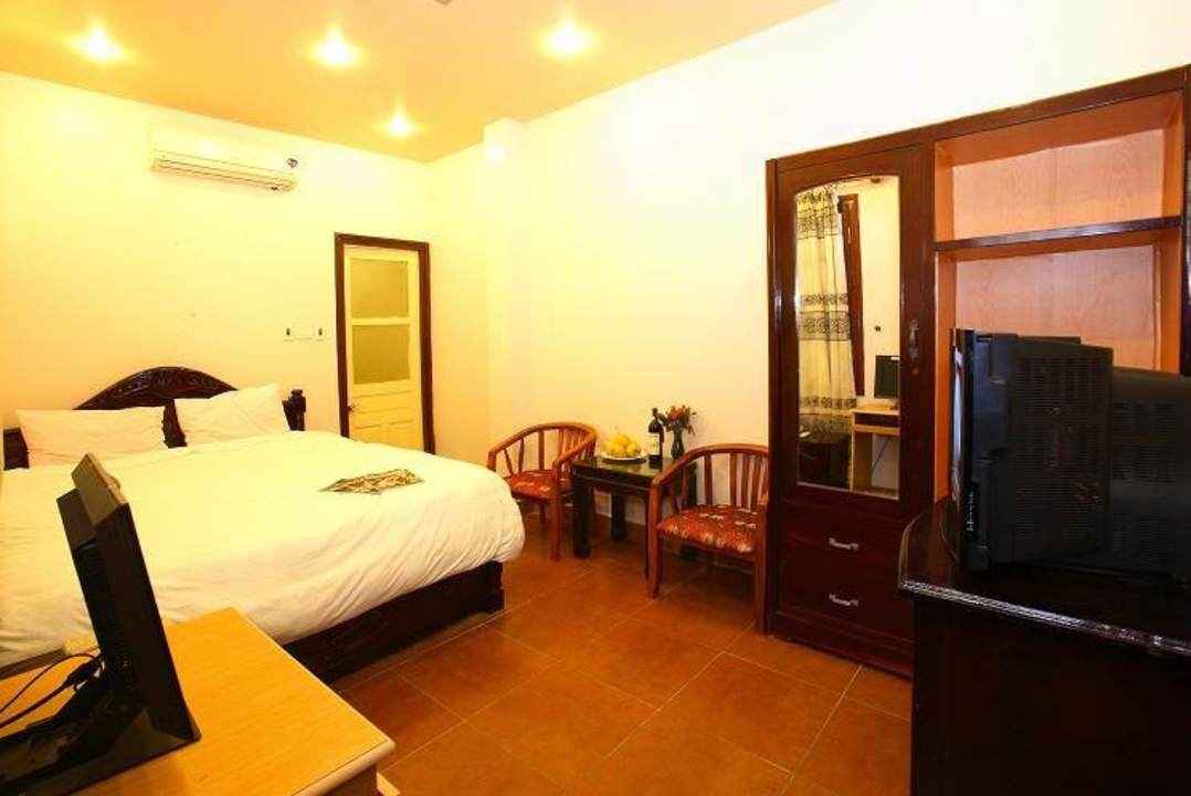 Room Hotel Hanoi Lucky III