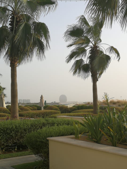 Gartenanlage Crowne Plaza Hotel Yas Island