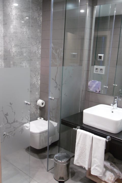 Bad Zimmer 217 Hotel Vincci Selección Posada del Patio