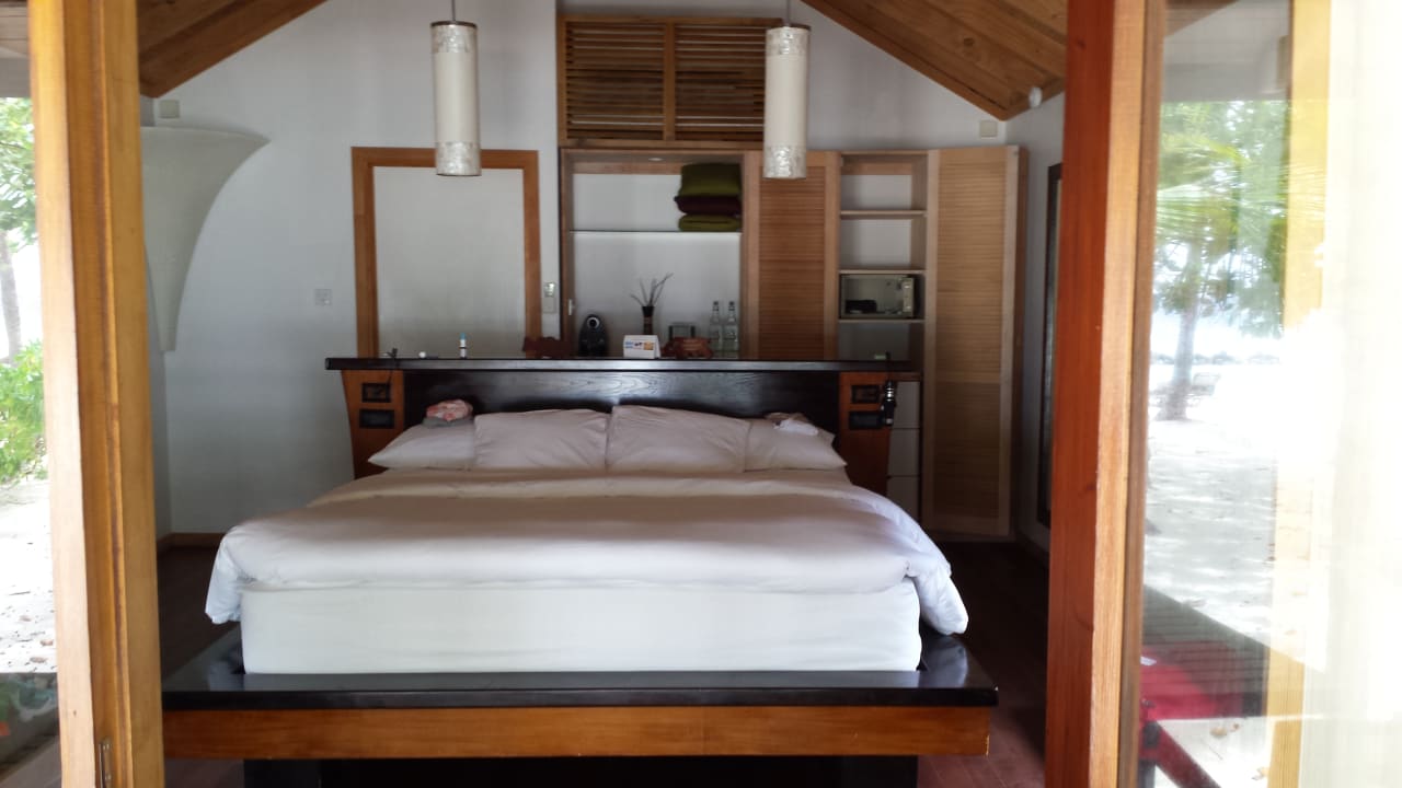 Zimmer Kuredu Island Resort & Spa