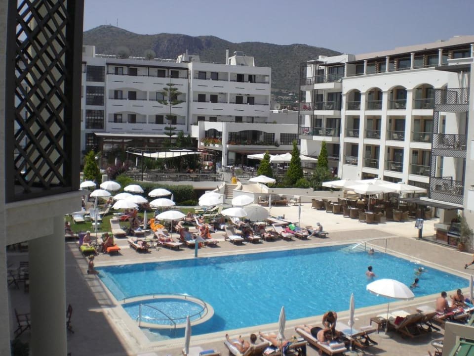 Poolbereich Albatros Spa & Resort Hotel