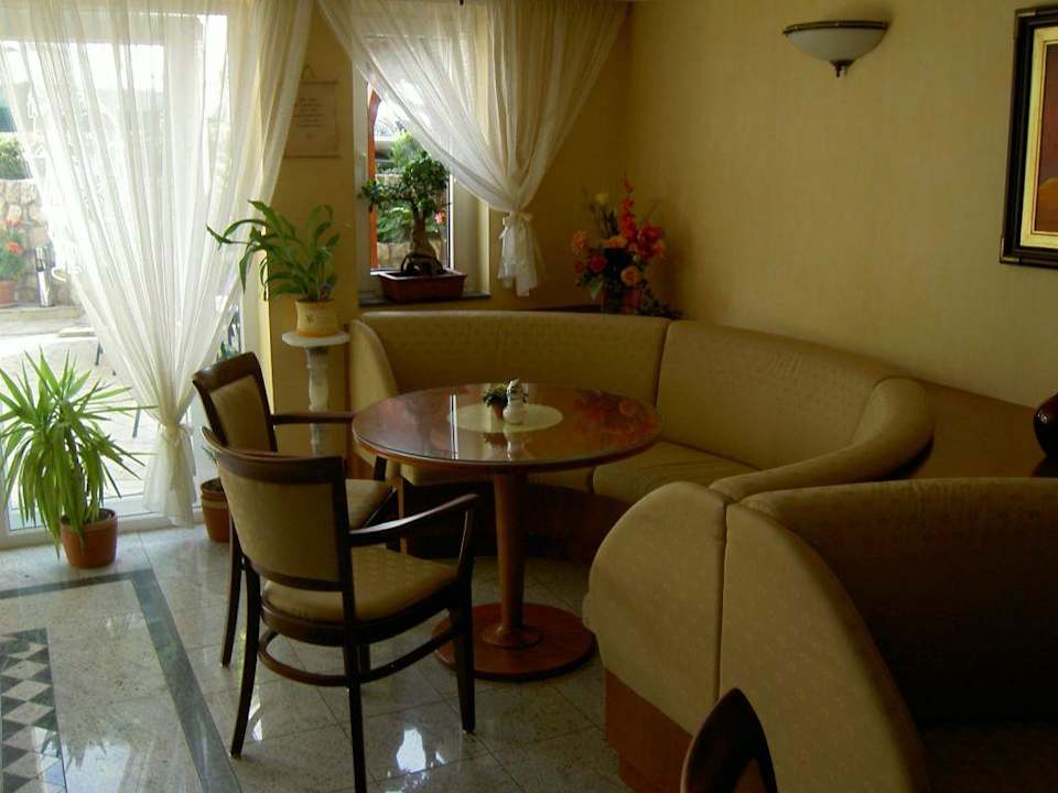 Ein bequemes Frühstücksplätzchen Villa Fortuna