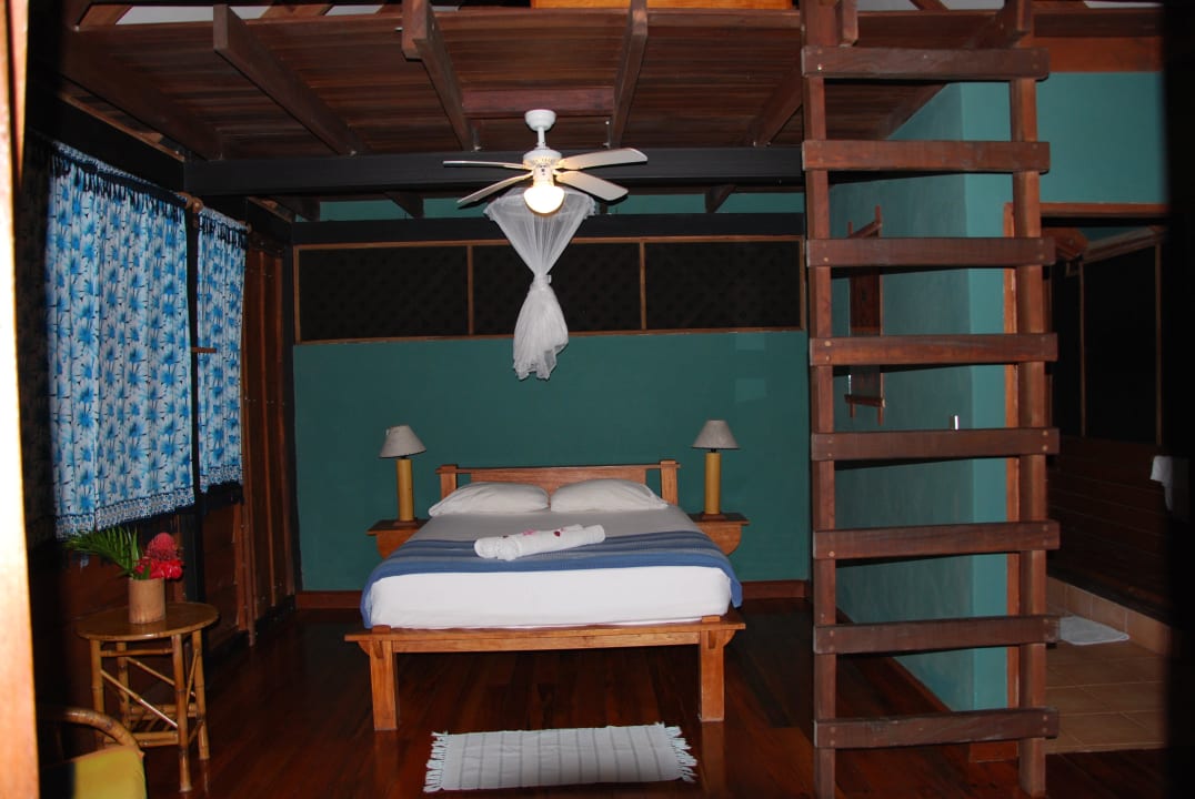 Innenansicht Hotel Azania Bungalows
