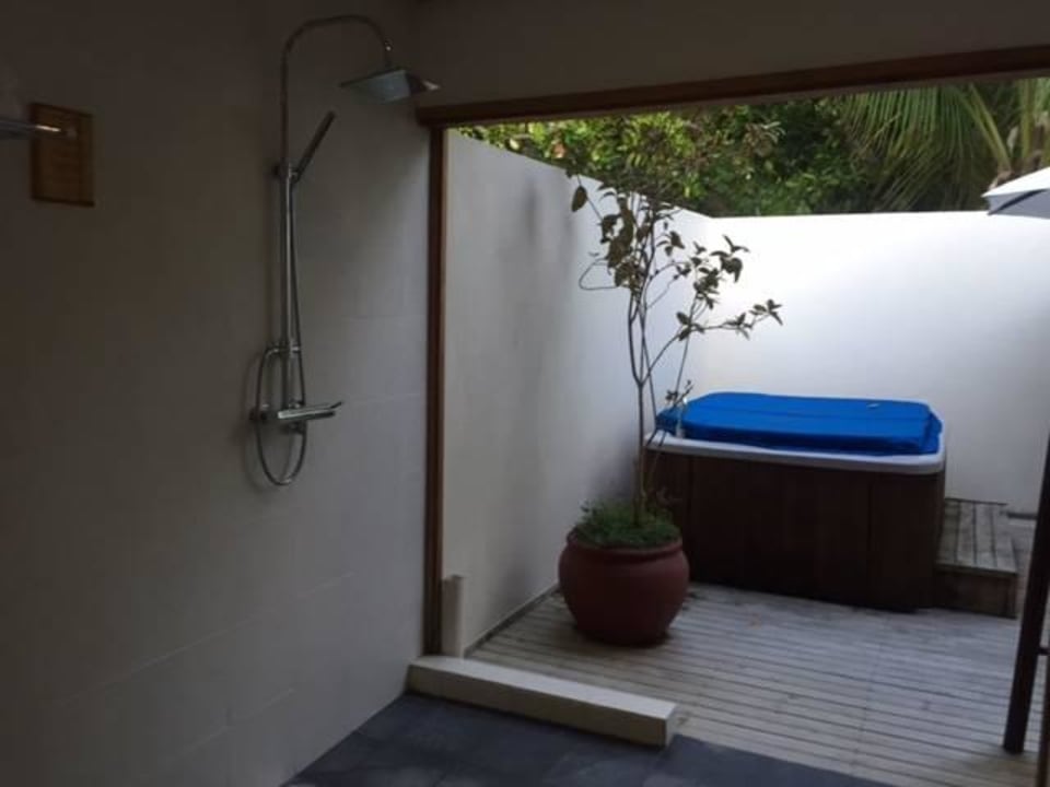 Łazienka beach villa Meeru Maldives Resort Island