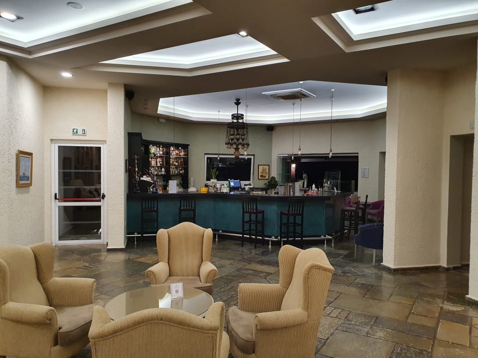 Gastro Alexander Beach Hotel & Village Resort