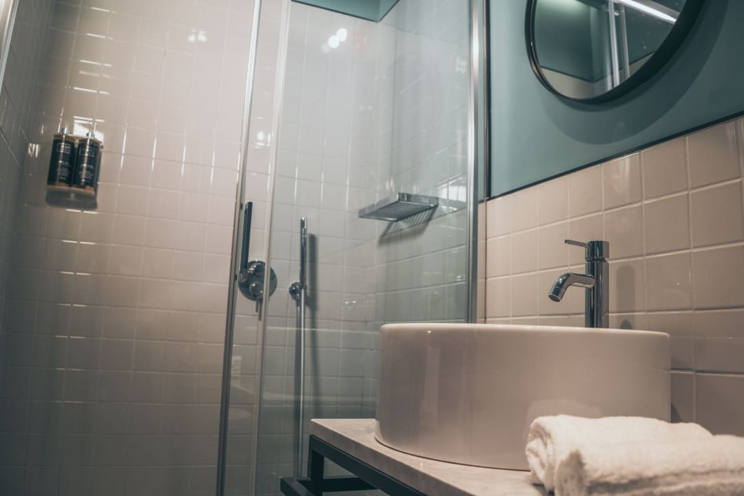 Zimmer The Poet Hotel