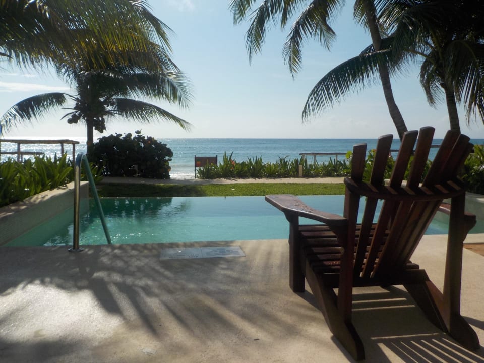 Pool Akumal Bay Beach & Wellness Resort