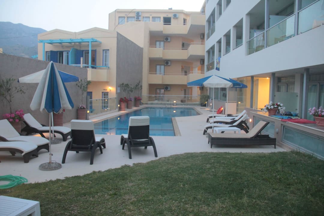 Pool  Hotel Corissia Princess