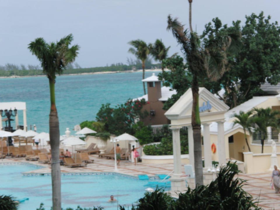 Meeres- und Poolblick Sandals Royal Bahamian
