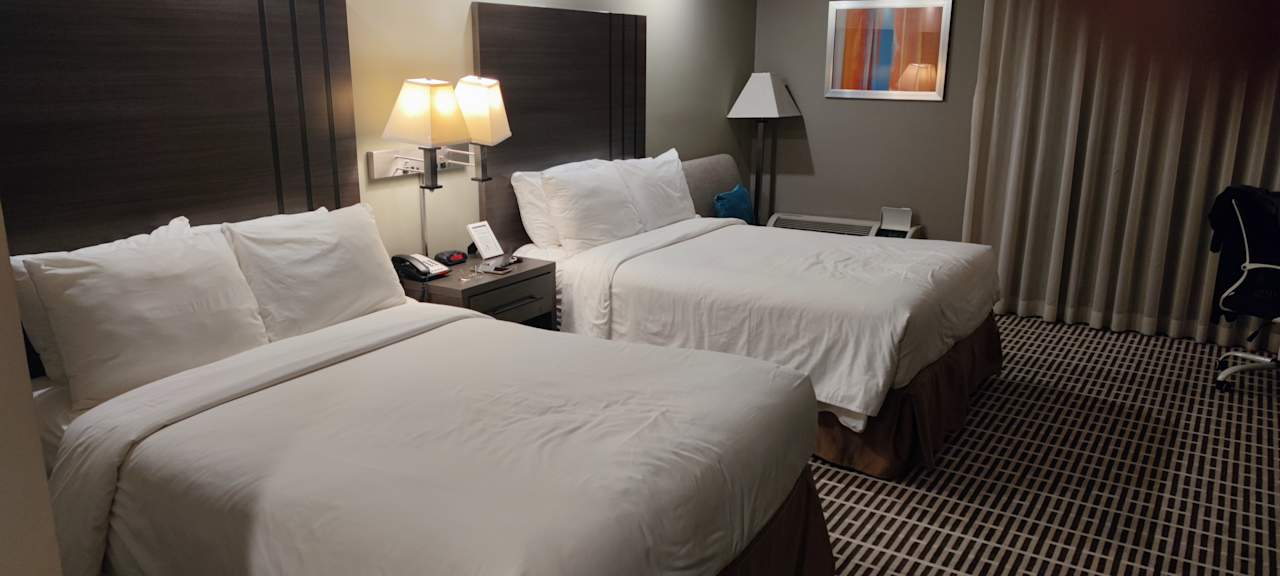 Zimmer GreenTree Inn & Suites Alhambra