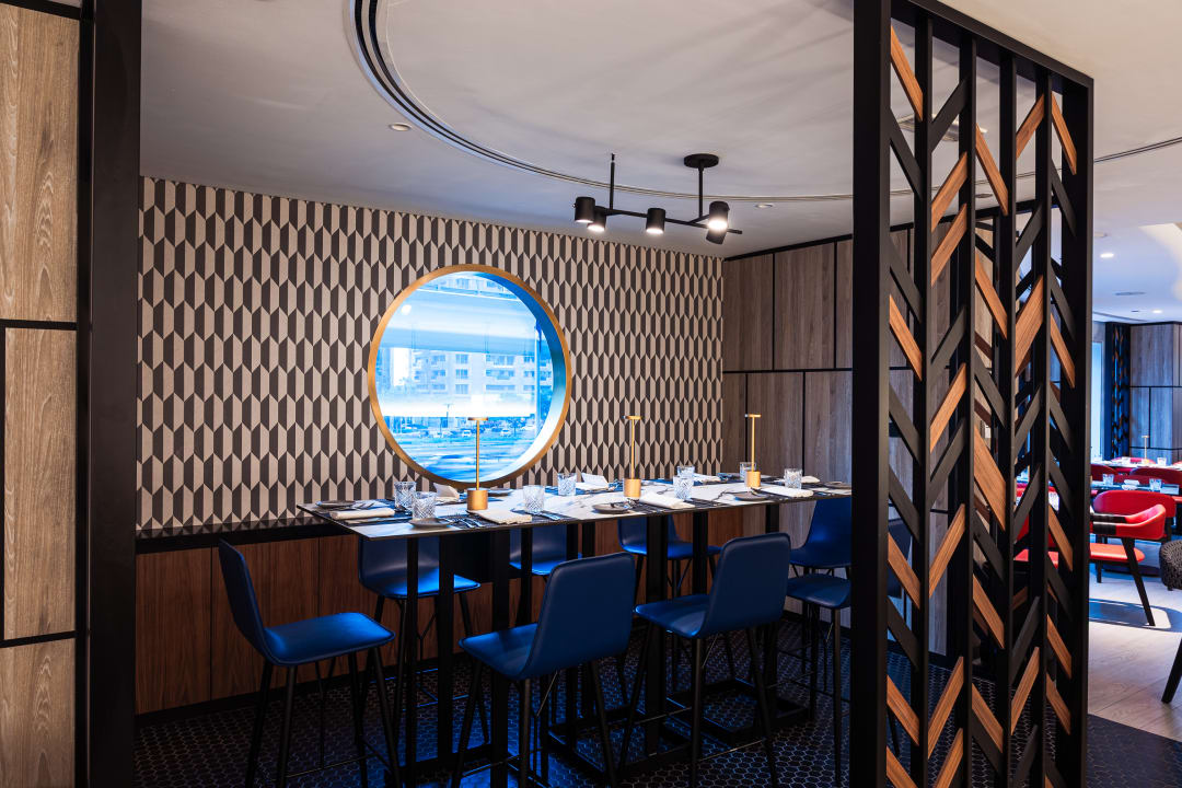 Gastro Rose Rayhaan by Rotana