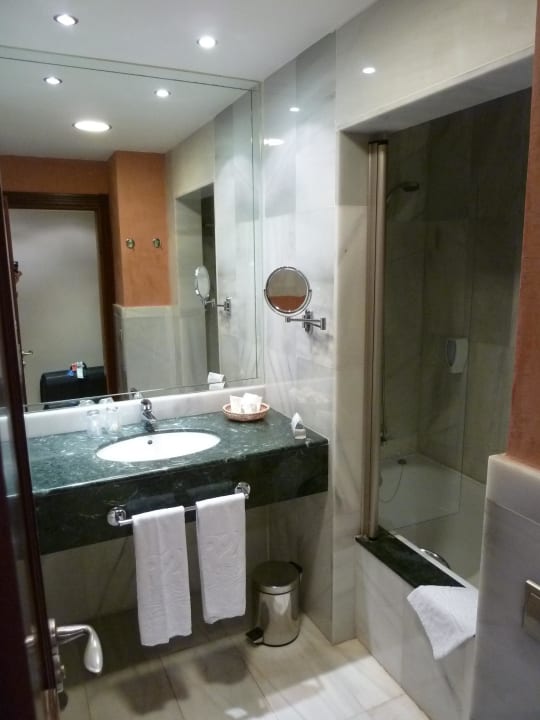 Bad R2 Rio Calma Hotel & Spa & Conference