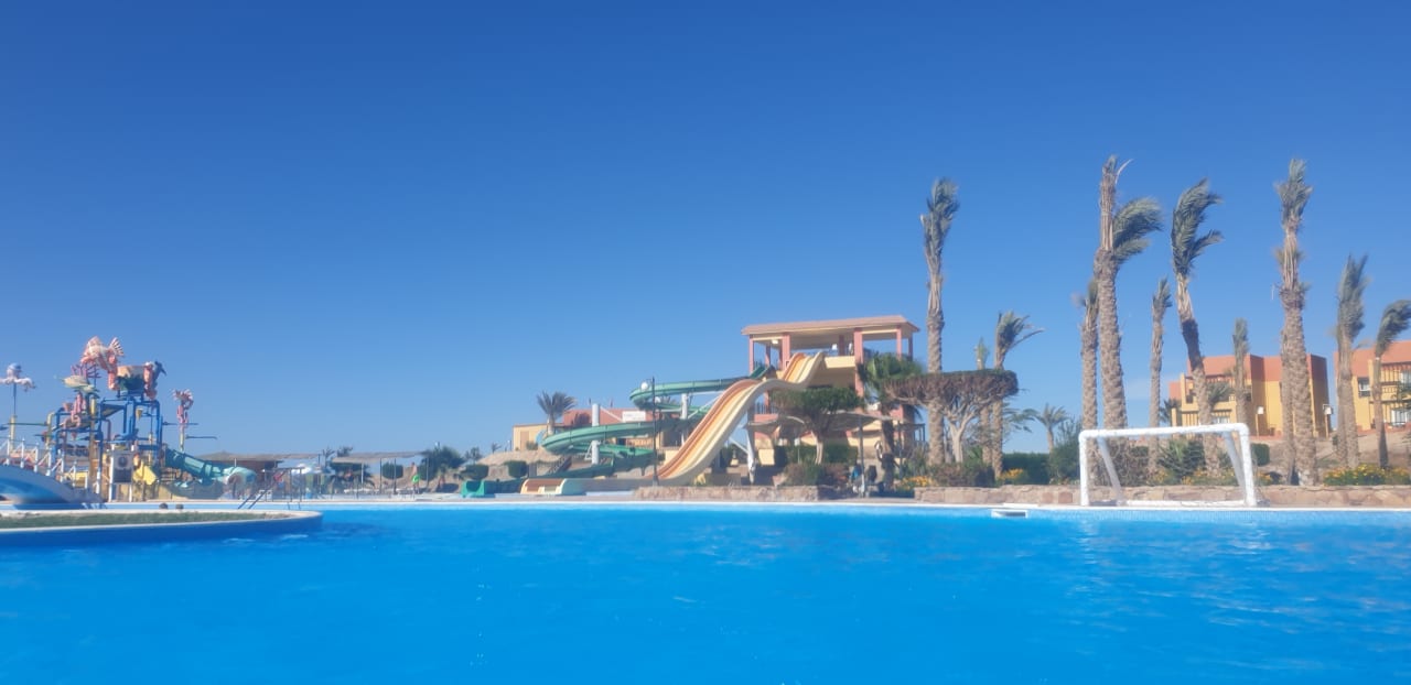 Pool Malikia Resort Abu Dabbab