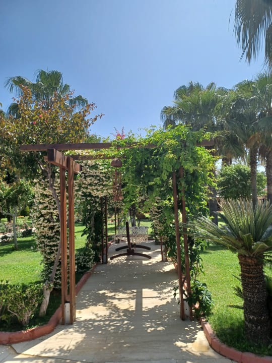 Gartenanlage Saphir Resort & Spa