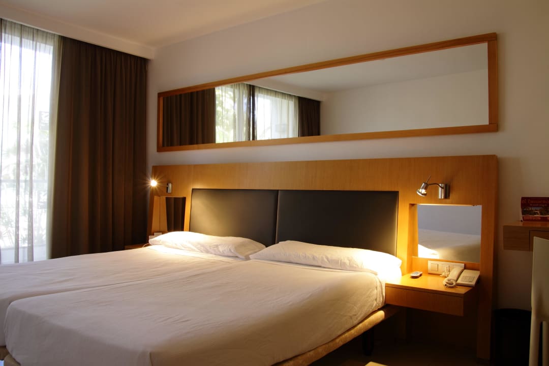 Modern eingerichtete Junior-Suite R2 Bahía Playa Design Hotel & Spa - Adults Only