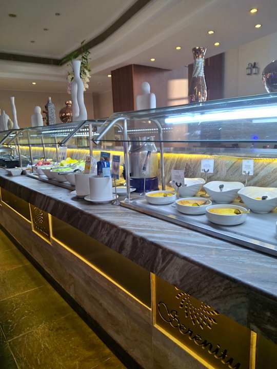 Gastro Serenity Alpha Beach