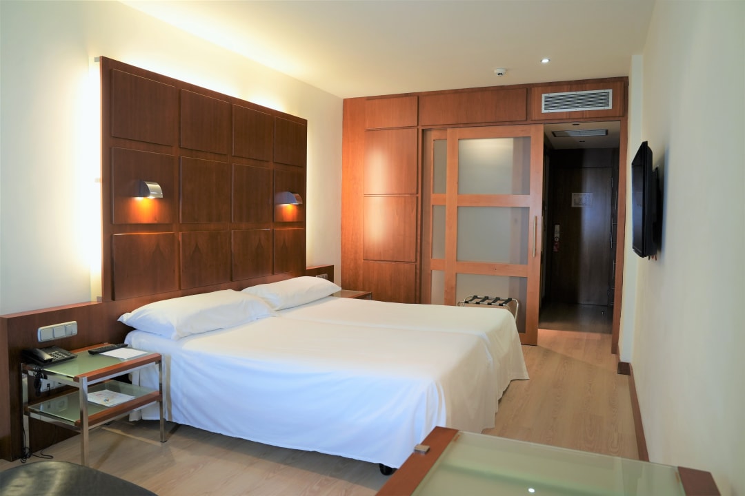 Zimmer Hotel Port Azafata