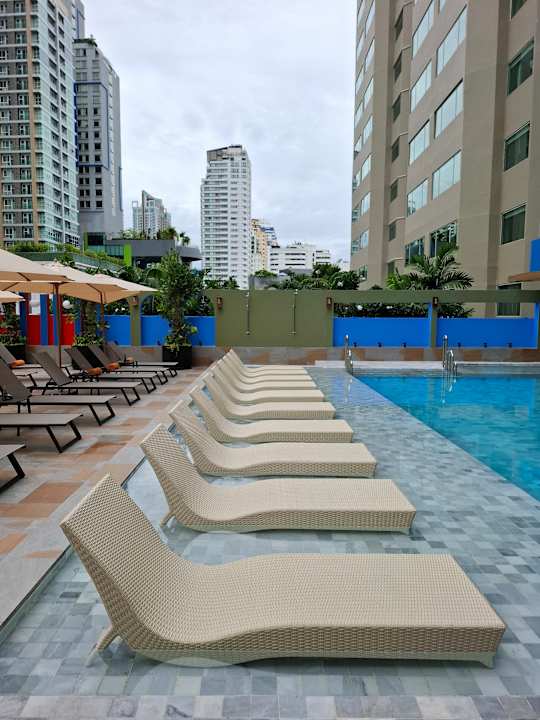 Pool Pipa Hotel Bangkok Sukhumvit 11