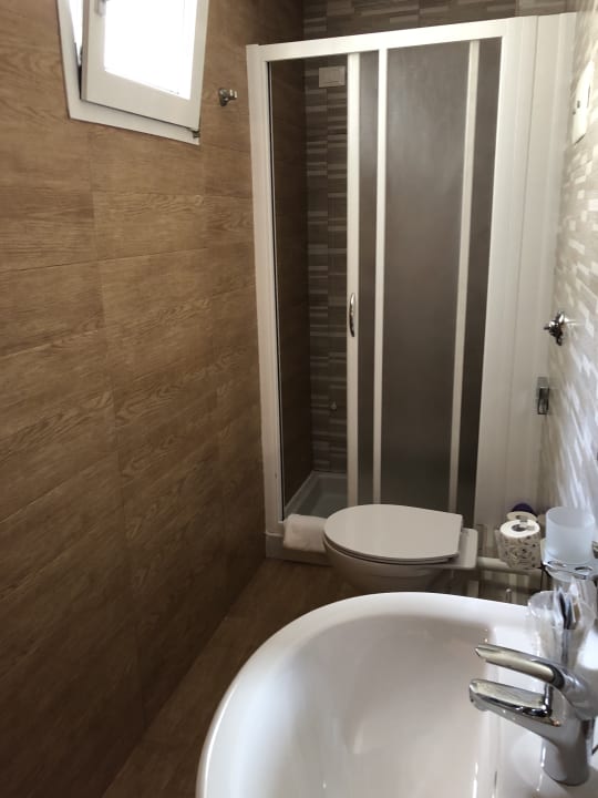 Zimmer Hotel Blue Marine