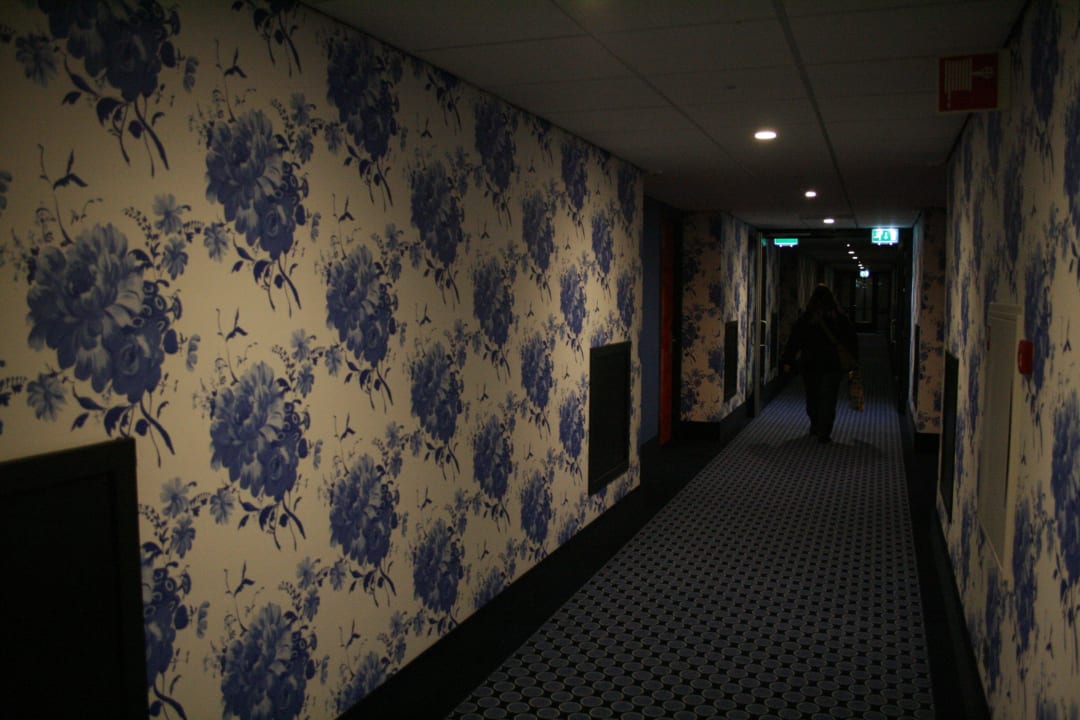 Flur zu den Zimmern Van der Valk Hotel A4 Schiphol