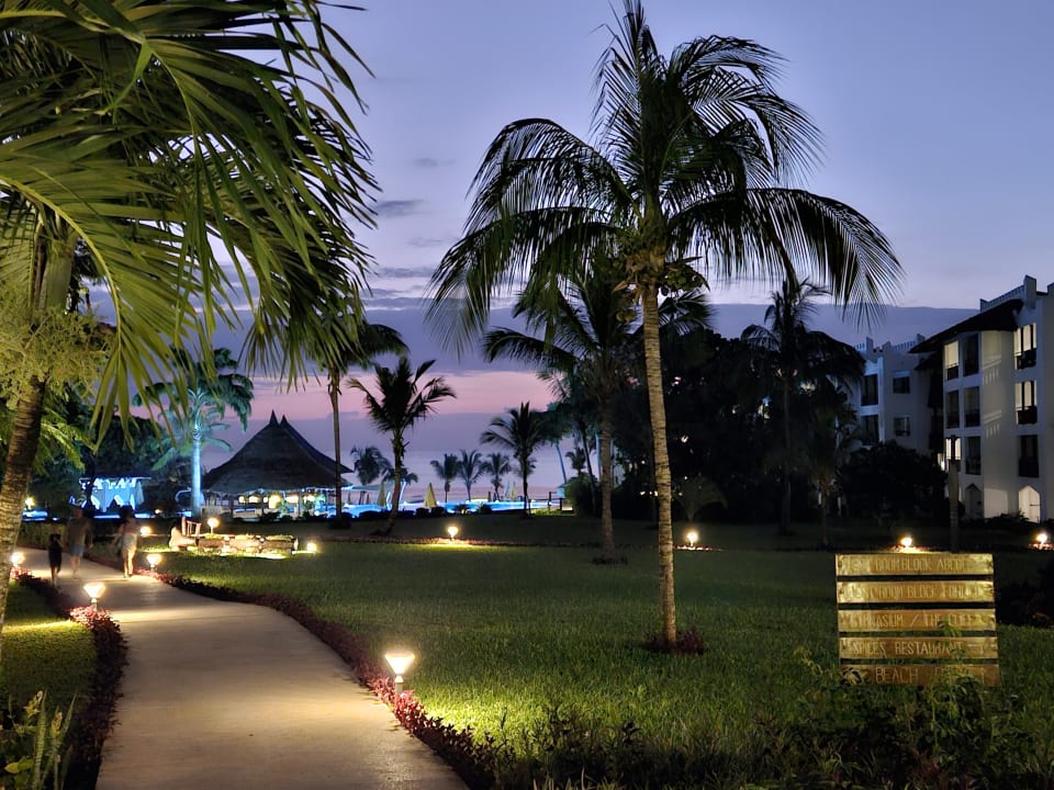 Gartenanlage Royal Zanzibar Beach Resort