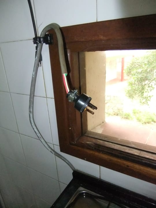 Der Stecker vom Backofen Hotel Los Pinos