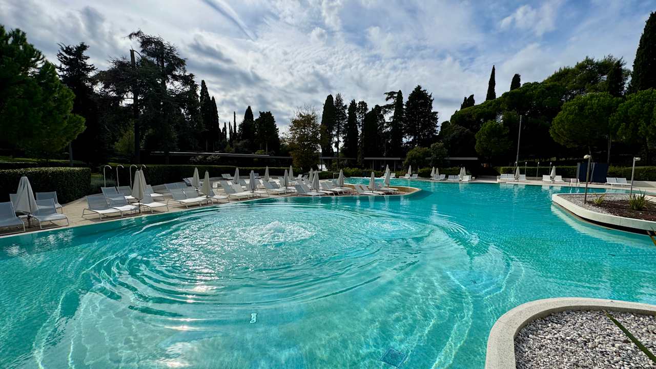 Pool Lone Hotel by Maistra Collection