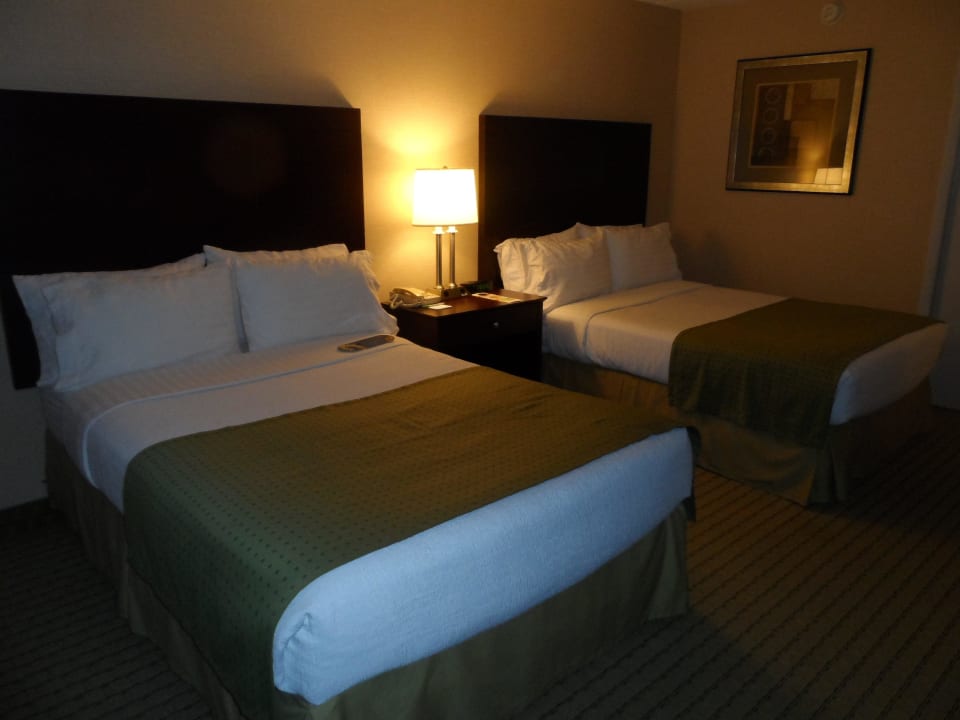 DZ Holiday Inn Hasbrouck Heights