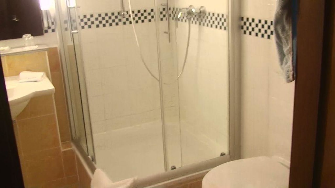 Badezimmer Mercure Hotel Bad Dürkheim An Den Salinen