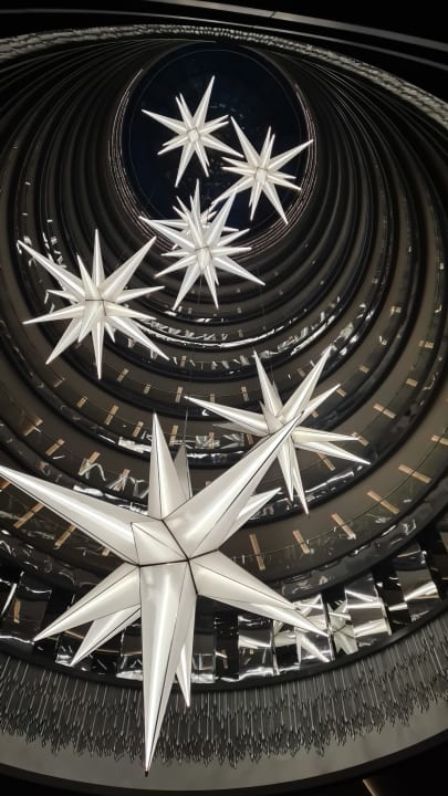 Sonstiges Royal Seginus