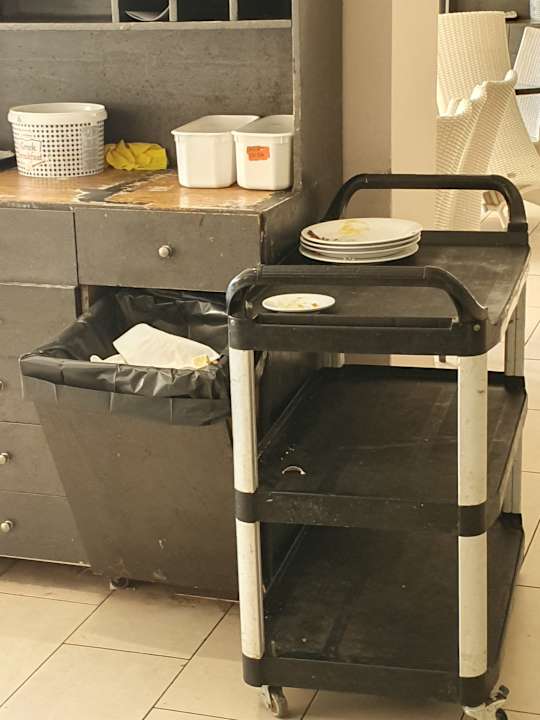 Gastro Olympian Bay Grand Resort