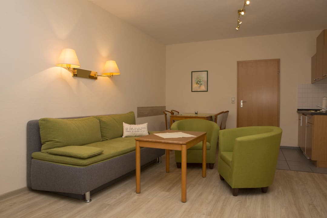Wohnraum Apartment Bett & Kök bi Petersen