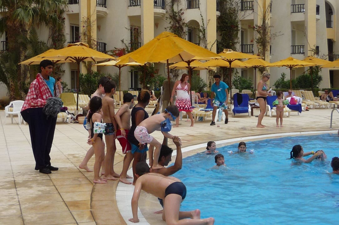 Jeux avec piscine Hotel Eden Star