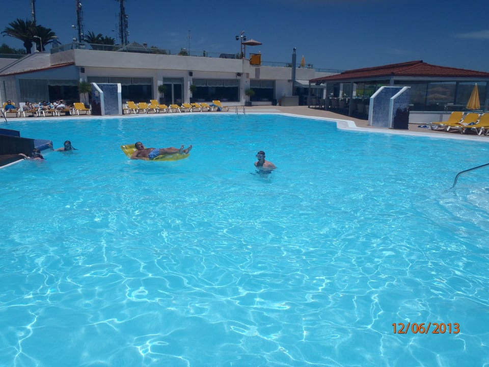 The main pool Servatur Riosol