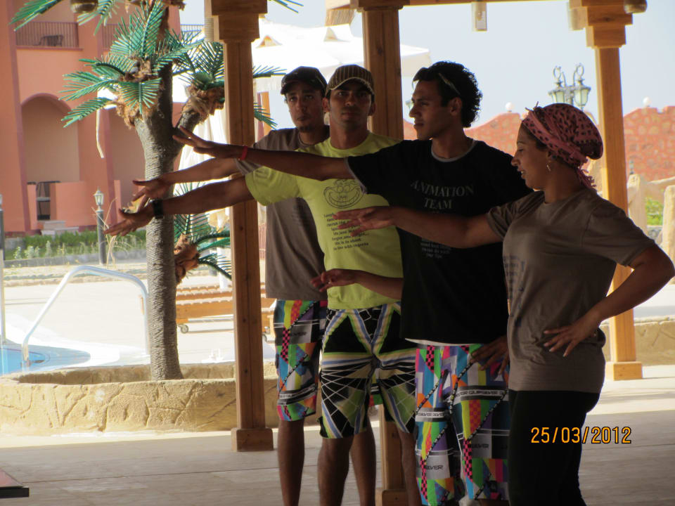 Robys Animationsteam  Three Corners Happy Life Beach Resort