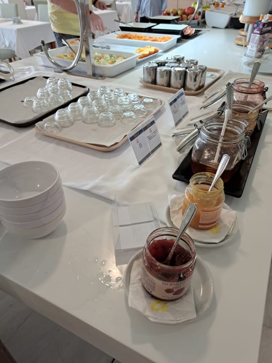 Gastro R2 BUGANVILLA Hotel & Spa